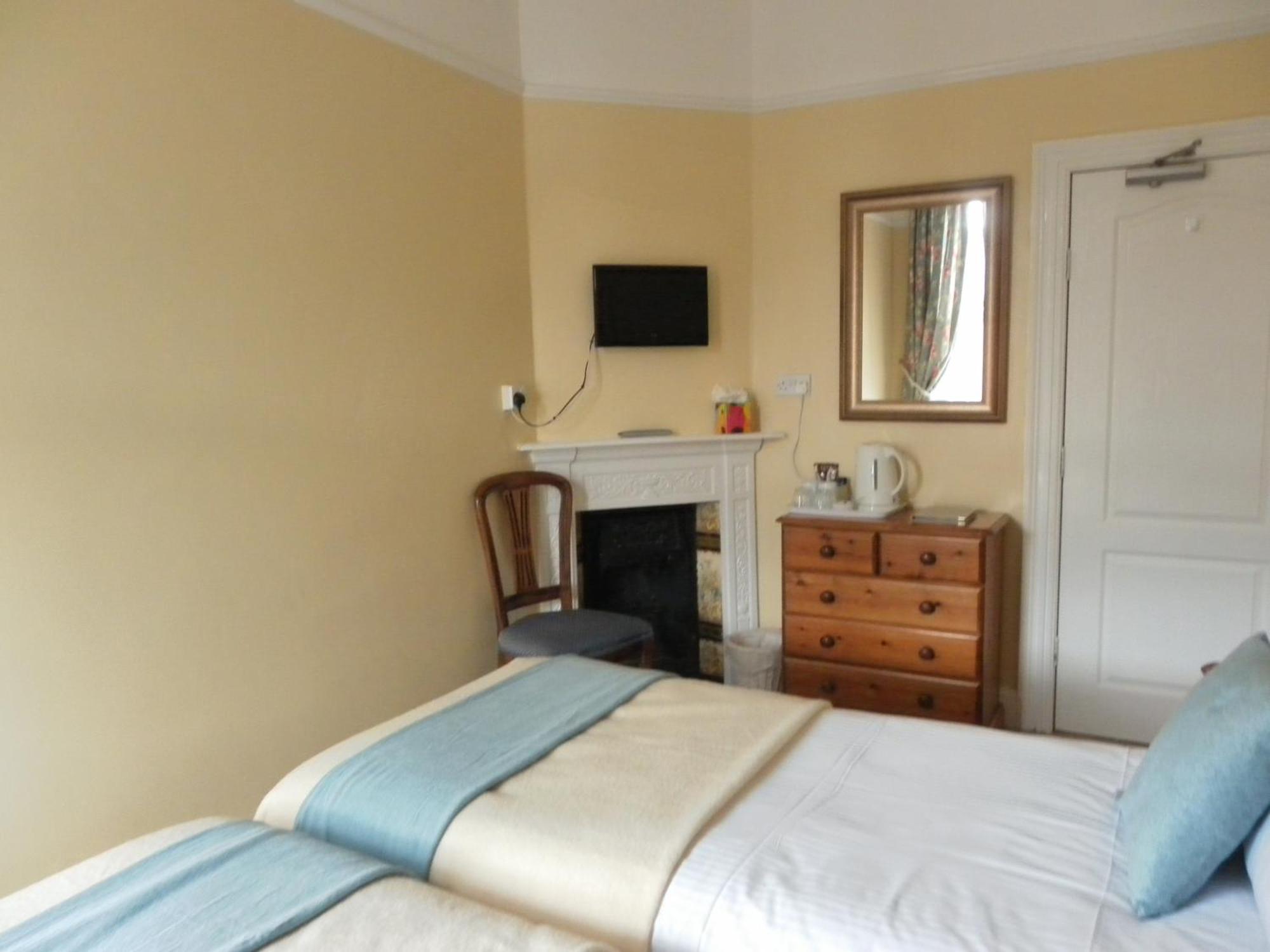 The Aidan Guest House Stratford-upon-Avon Szoba fotó